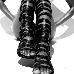 AMINAH ABDUL JILLIL RIYKA SANDAL BLACK